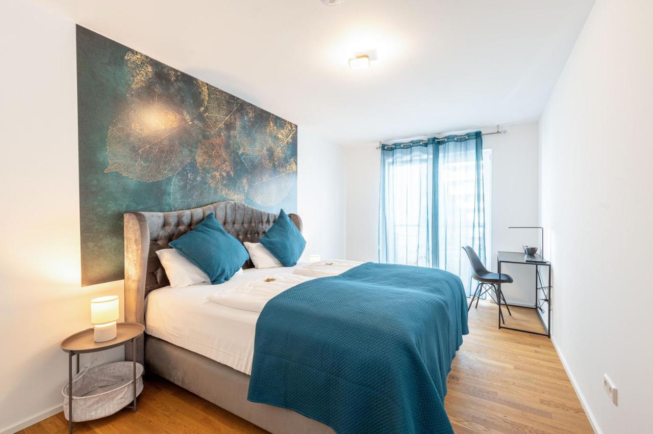 Lit Living: Luxus - Box Spring - Parking - Terrace Apartman Ludwigshafen am Rhein Kültér fotó